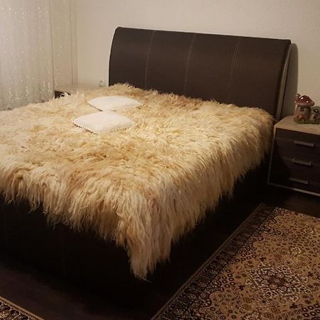Къща За Гости "Люнгови" Zmeitsa Exteriör bild