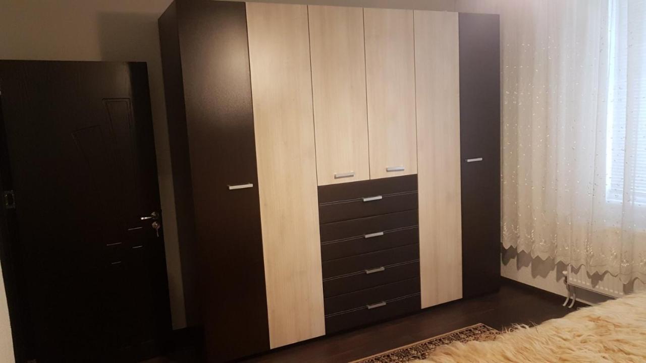 Къща За Гости "Люнгови" Zmeitsa Exteriör bild